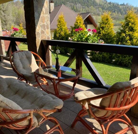 خانه 1 خوابه, Chalet Trostian