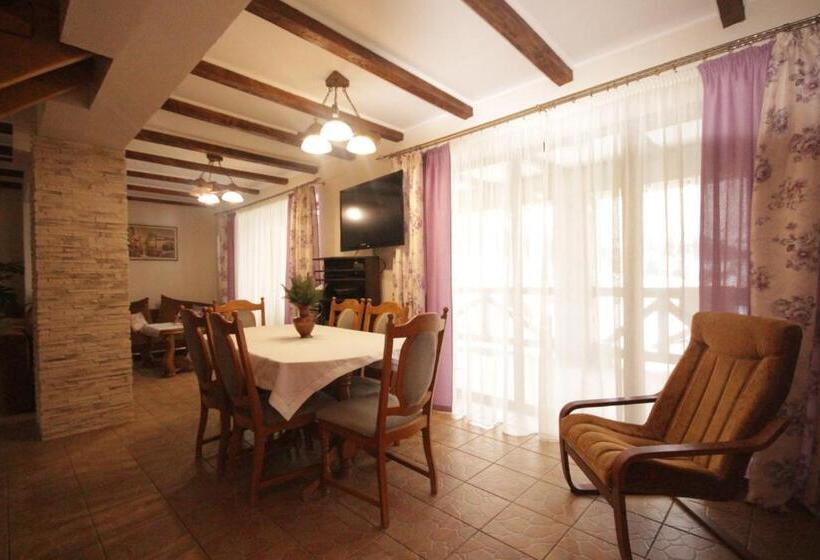 خانه 1 خوابه, Chalet Trostian