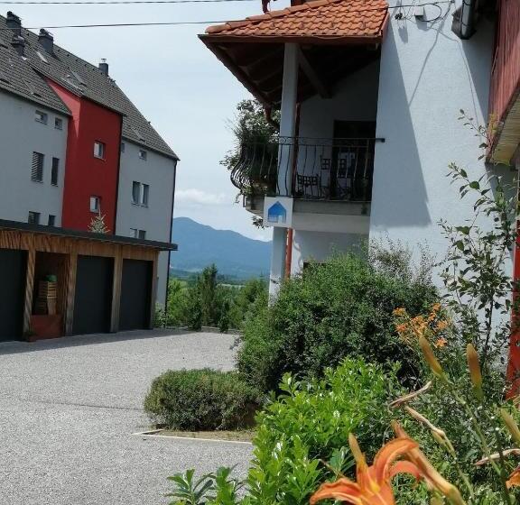 آپارتمان 1 خوابه, City Center Blue Sky House