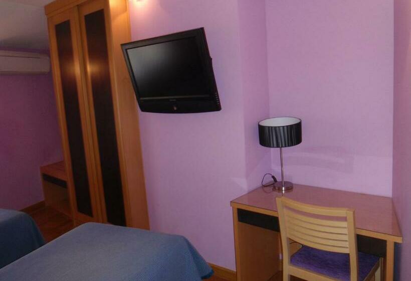 Номер Стандарт, Hostal Cc