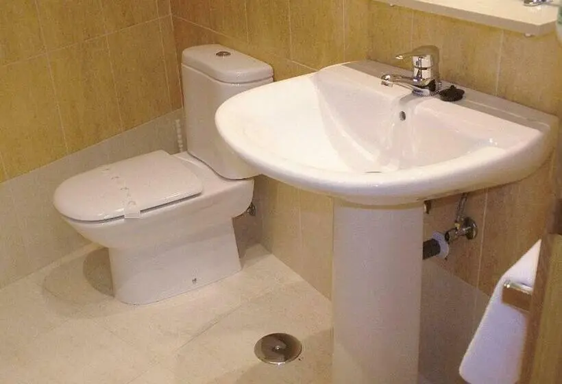اتاق استاندارد, Hostal Cc