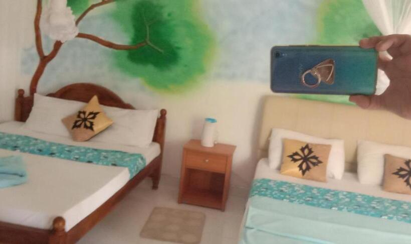 اتاق لوکس, White Arcadia Cottage