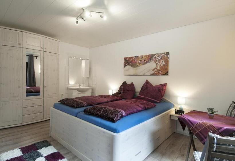 3ベッドルームアパートメント, Pension Werdohl