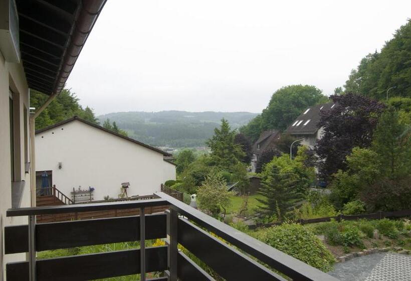 3ベッドルームアパートメント, Pension Werdohl