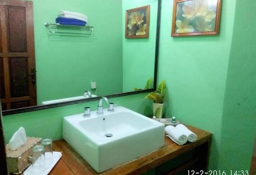 جناح مطلّ علي البحر, Sea World Club Beach Resort & Dive Center