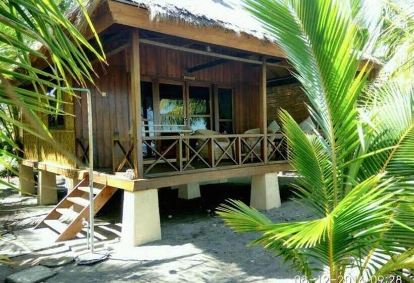 غرفة ديلوكس ذات إطلالة جانبية على البحر, Sea World Club Beach Resort & Dive Center