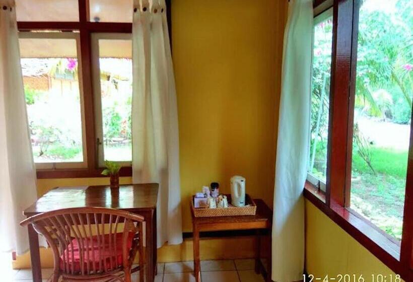 غرفة قياسية مطلّة علي الحديقة, Sea World Club Beach Resort & Dive Center