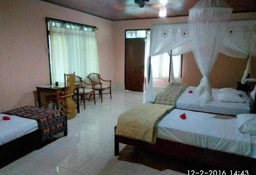 غرفة قياسية رباعية مطلة على الحديقة, Sea World Club Beach Resort & Dive Center