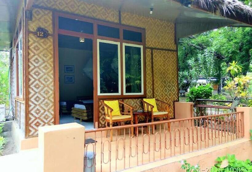 غرفة سوبيريور مطلّة علي الحديقة, Sea World Club Beach Resort & Dive Center