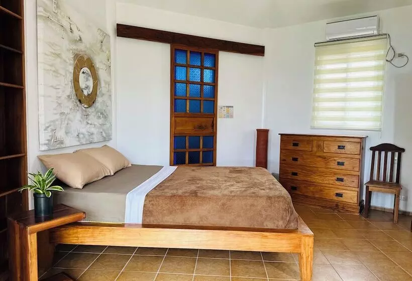 اتاق استاندارد, Aissatou Beach Resort