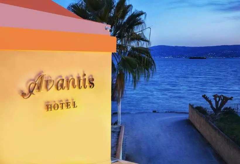 Studio Standard Vue Mer Latérale, Avantis Suites