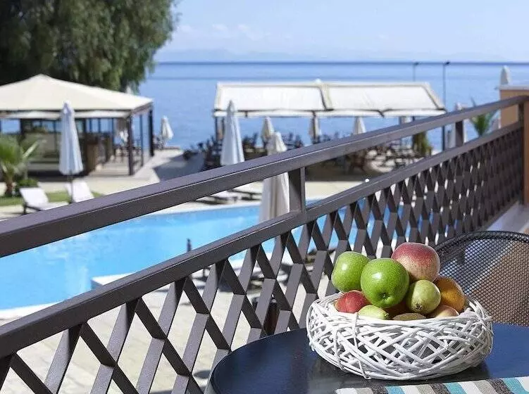 Studio Standard, Avantis Suites