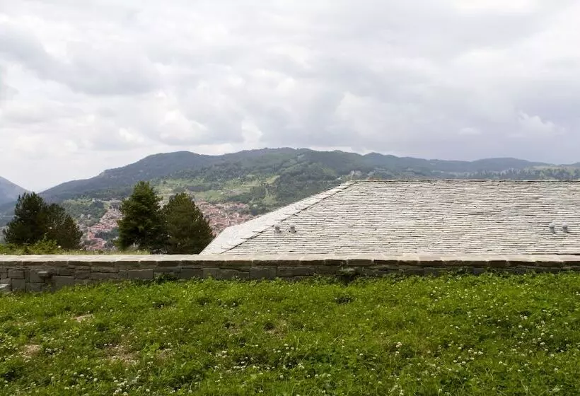 庭の見えるジュニアスイート, Grand Forest Metsovo