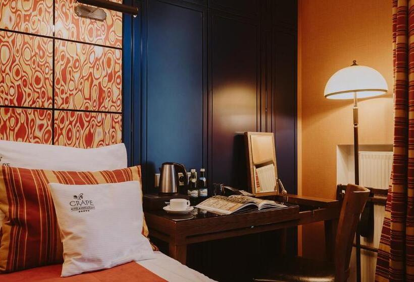 标准单人间, Grape