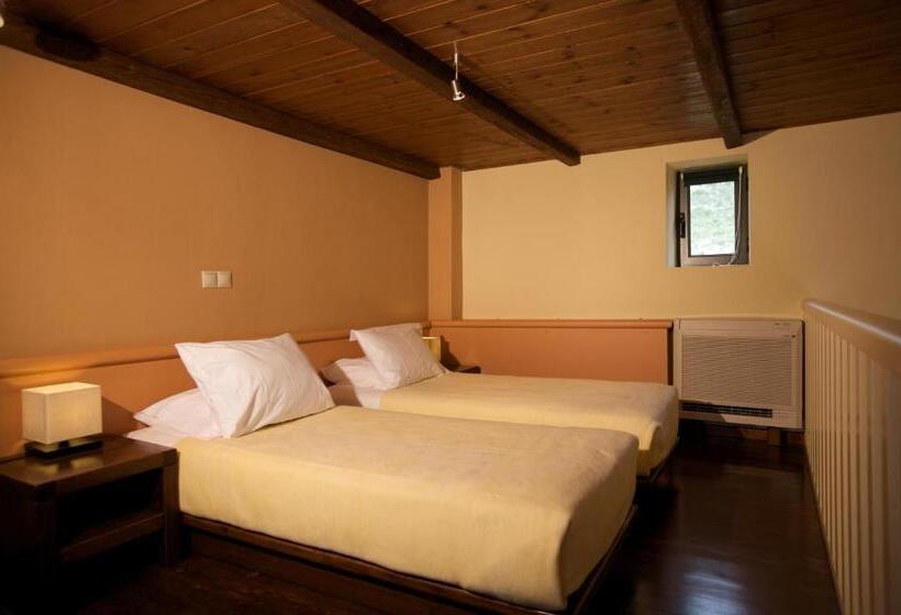 Family flat with sea view, Melitsina Village