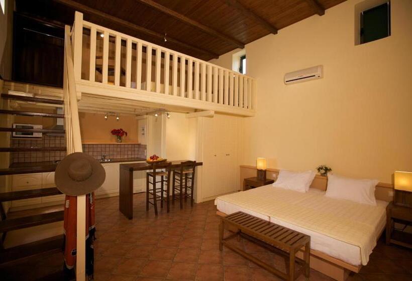 Family flat with sea view, Melitsina Village