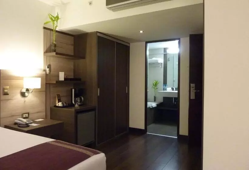 プレミアムルーム, Aku Hotels