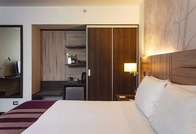プレミアムルーム, Aku Hotels
