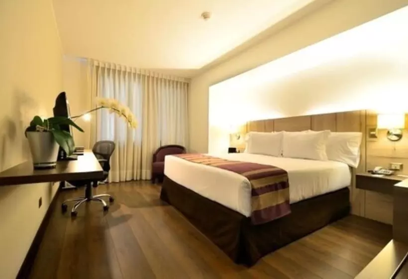 プレミアムルーム, Aku Hotels