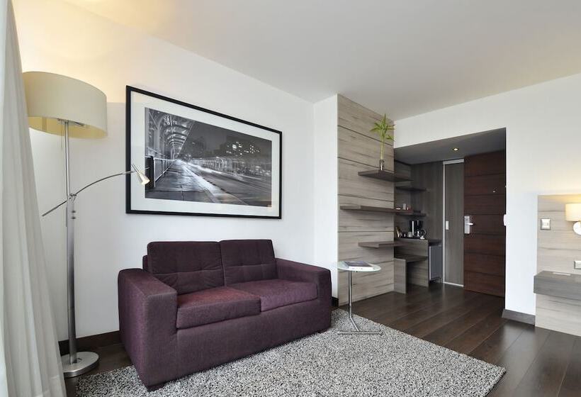 大型套房, Aku Hotels