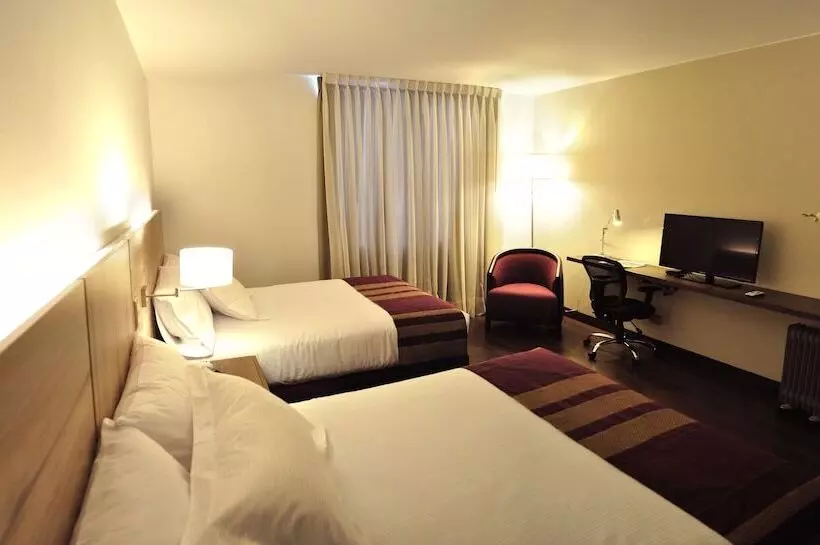 プレミアムルーム, Aku Hotels