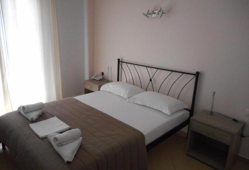 חדר סטנדרט, Anesis