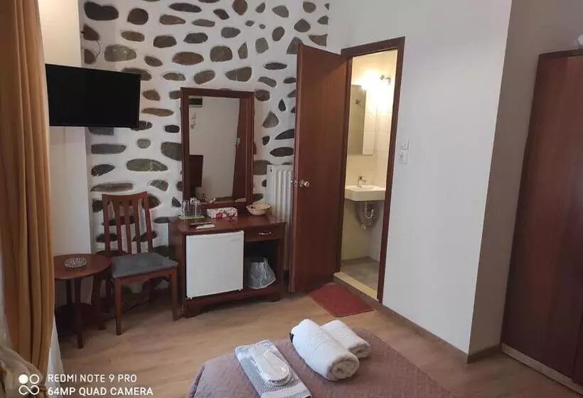 Standard Single Room, Porto Lesvos