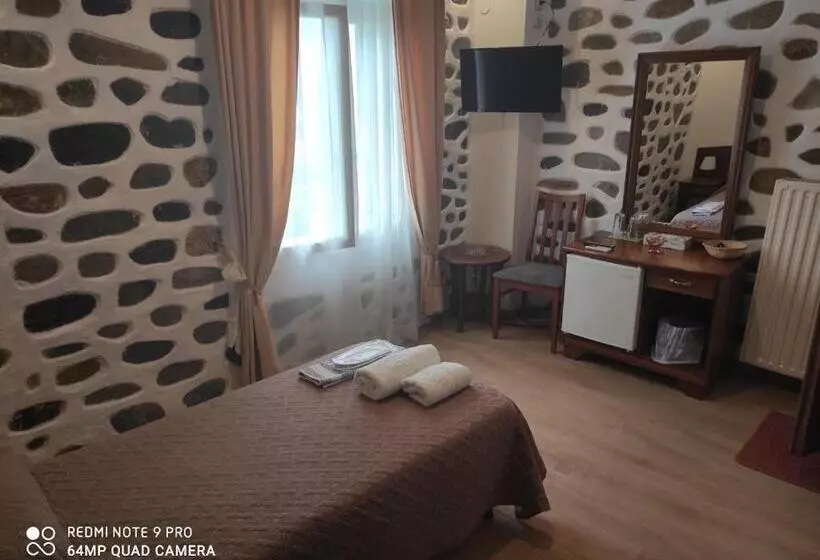 Standard Single Room, Porto Lesvos