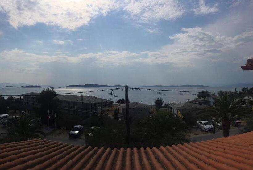 Люкс Вид на Море, Pyrgos