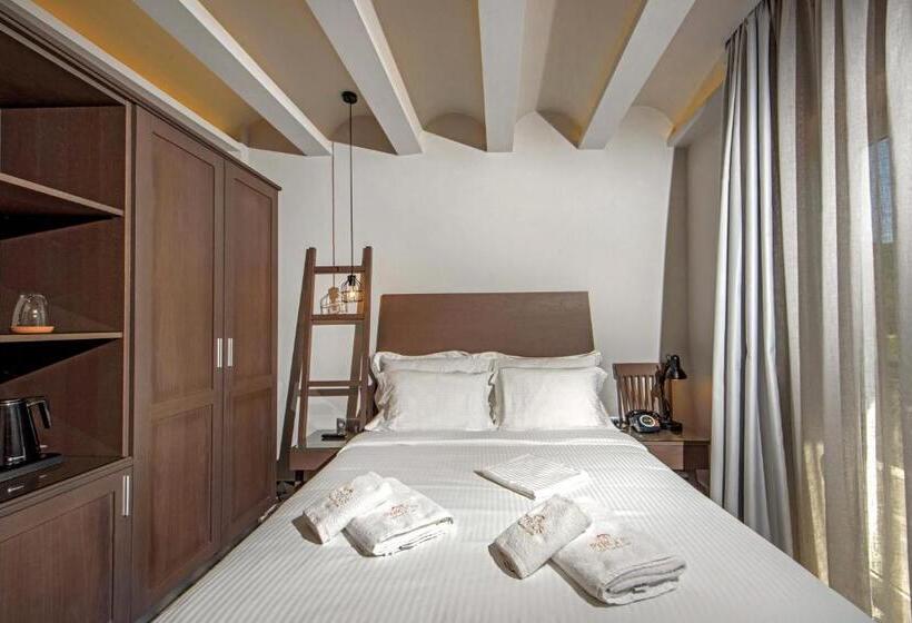 Номер Deluxe Вид на Сад, Pyrgos