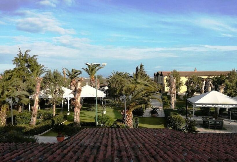 اتاق استاندارد سه نفره, Tenuta San Francesco