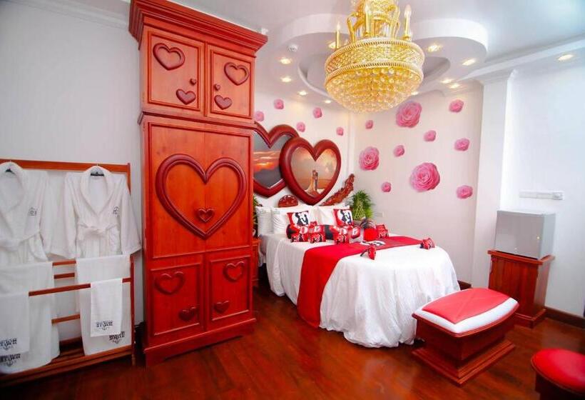 디럭스 룸 킹사이즈 침대, White House