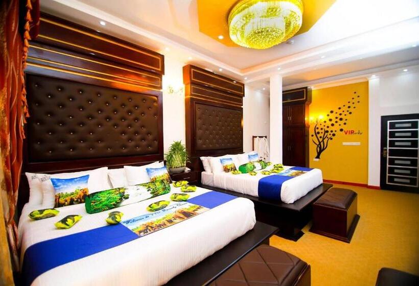 수피리어 패밀리 룸, White House