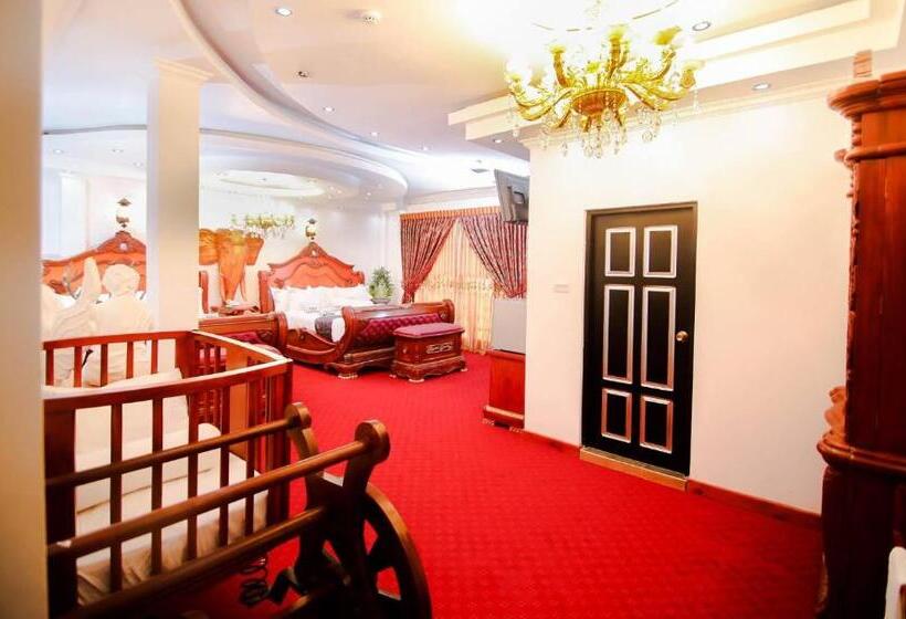 수피리어 스위트, White House