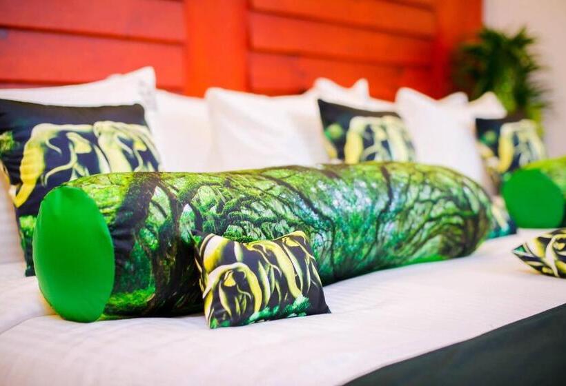 디럭스 패밀리 룸, White House