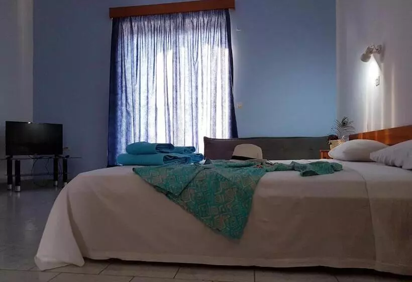 اتاق استاندارد با چشم‌انداز, Pyrgos Hotel Apartments