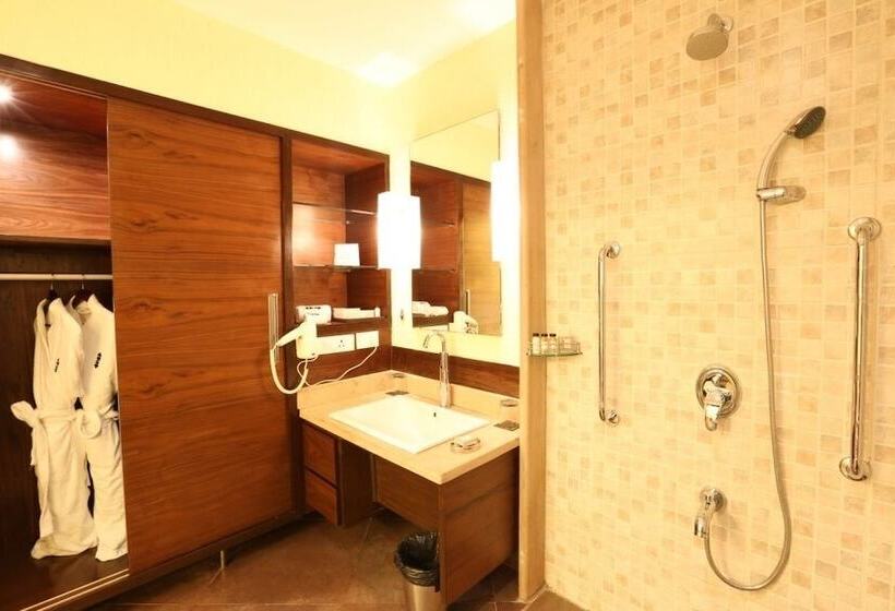 سوییت اجرایی, Deltin Suites