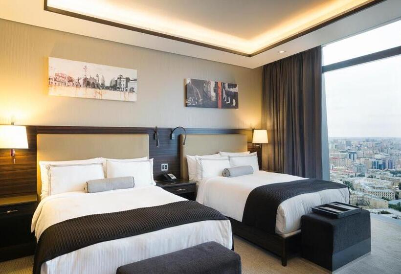اتاق لوکس با چشم‌انداز شهر, Fairmont Baku  Flame Towers