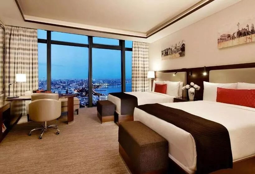 اتاق لوکس با چشم‌انداز باغ, Fairmont Baku  Flame Towers