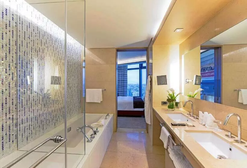 مجموعه ویستا شهر, Fairmont Baku  Flame Towers