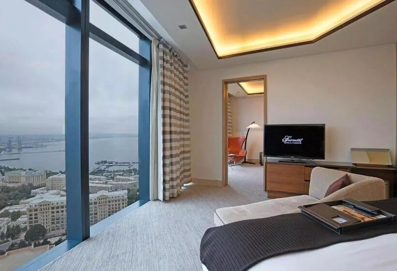 سوییت با چشم‌انداز دریا, Fairmont Baku  Flame Towers