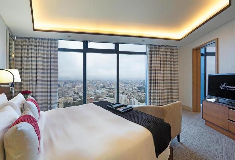 سوییت با چشمانداز دریا, Fairmont Baku Flame Towers