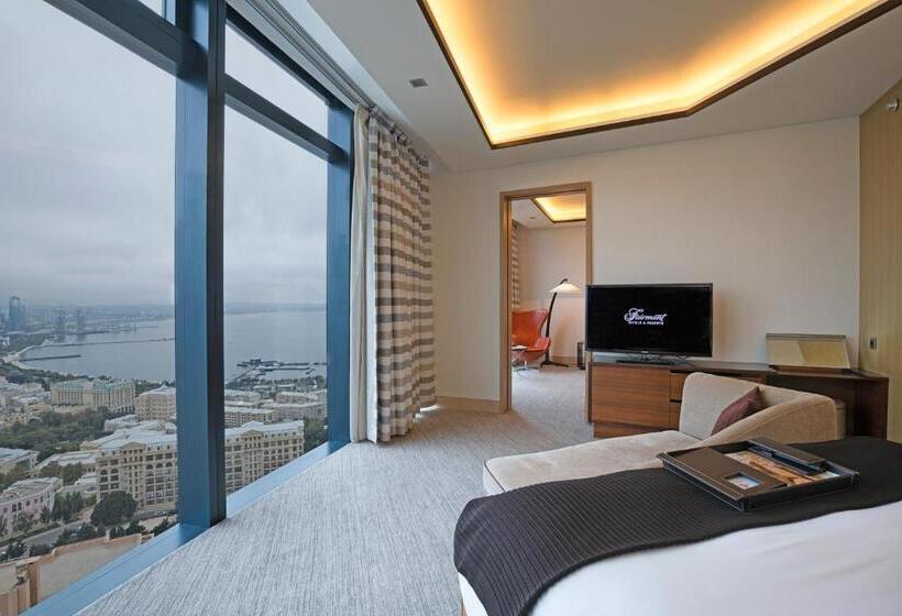 سوییت با چشمانداز دریا, Fairmont Baku Flame Towers