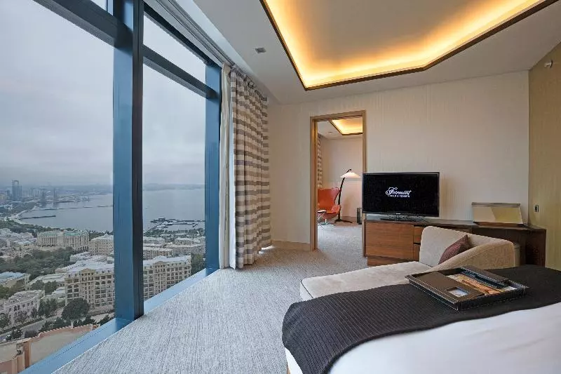 سوییت با چشم‌انداز دریا, Fairmont Baku  Flame Towers