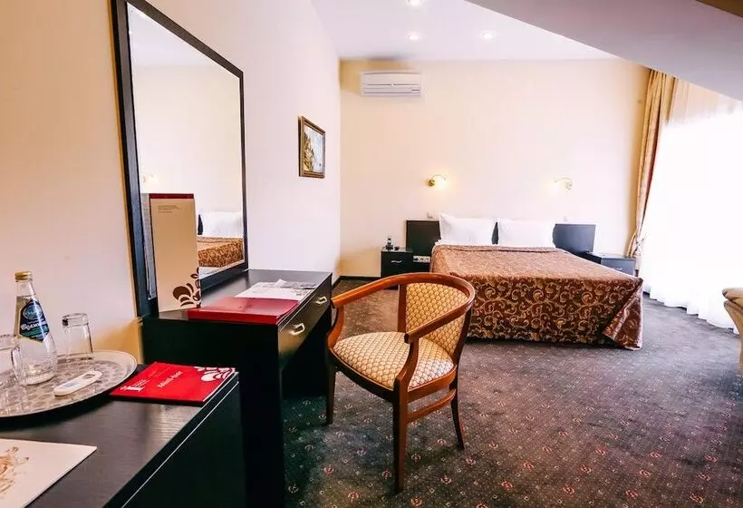 スタンダードルーム, Imperial Club Delux