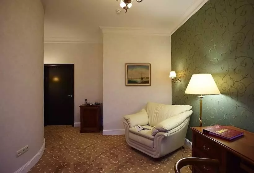ジュニアスイート, Imperial Club Delux