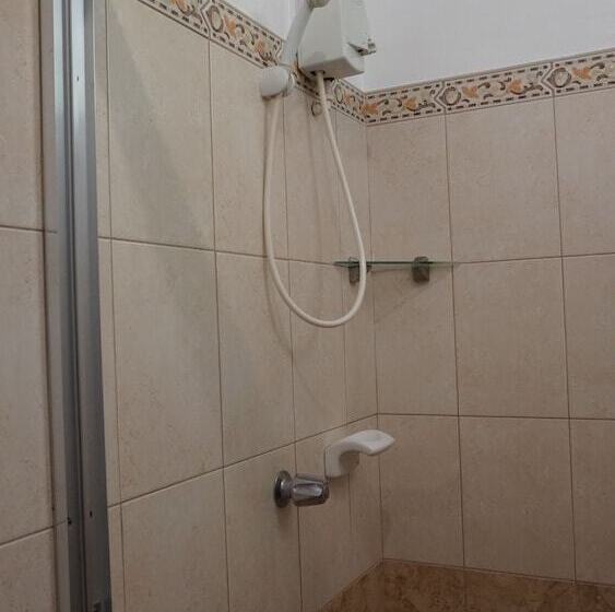 اتاق لوکس با چشمانداز دریا, Wellbeach Dive Resort