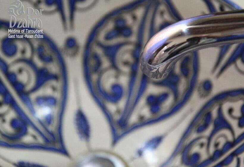 חדר סטנדרט לשלושה, Riad Dar Dzahra