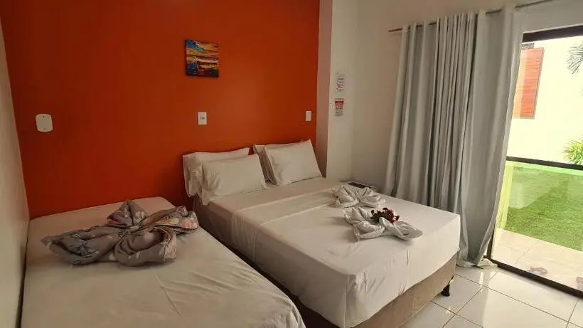 Economy Triple Room, Pousada Canto Dos Corais