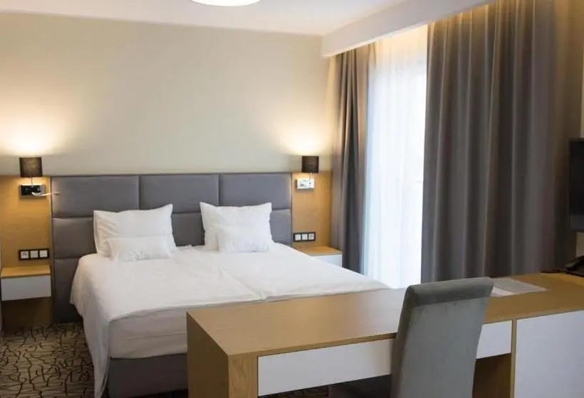スタンダードスタジオ, Aparthotel Termy Uniejów